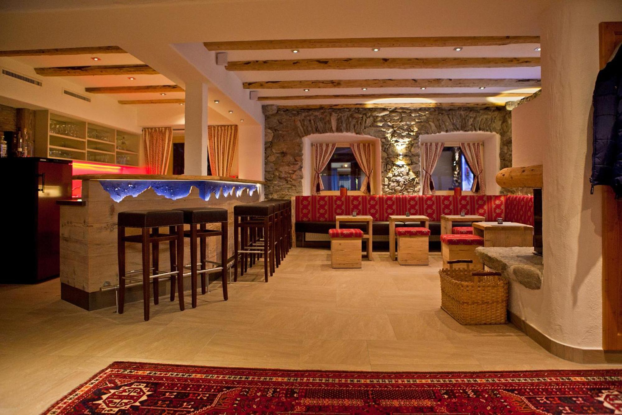 Landhotel Rauchenwalderhof Mayrhofen Exteriör bild