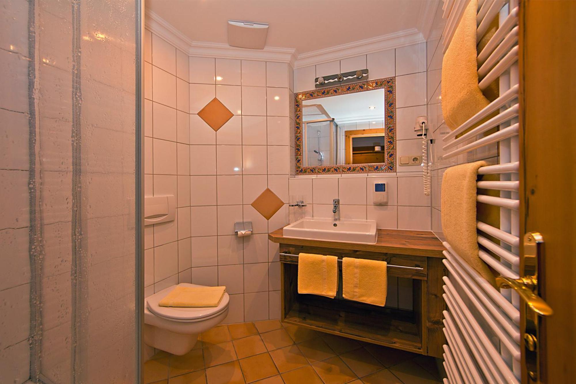 Landhotel Rauchenwalderhof Mayrhofen Rum bild