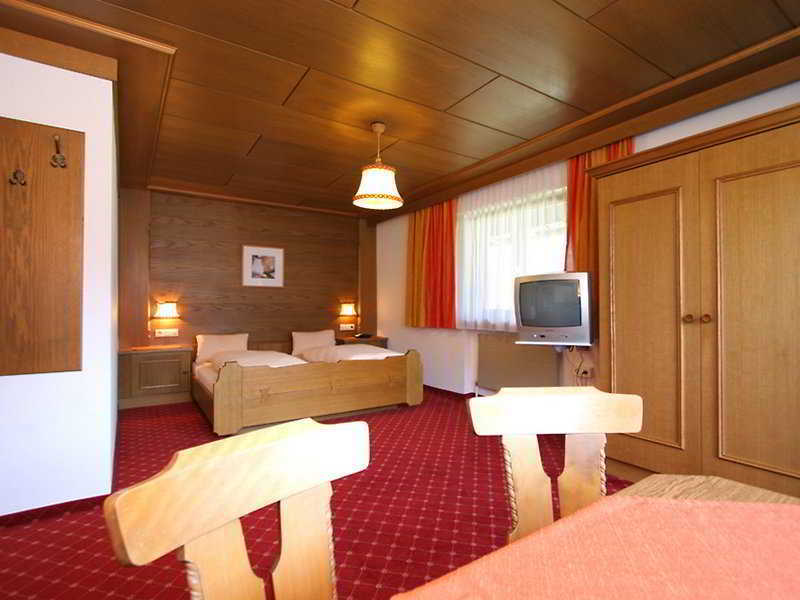 Landhotel Rauchenwalderhof Mayrhofen Exteriör bild